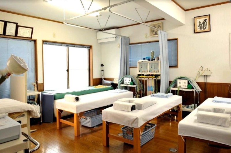 姫路市交通事故むち打ちサポートセンター（新井接骨院併設） 施術室